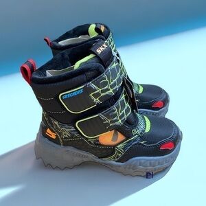 Skechers Skech-Sauras Light Up Sneaker Boots Water Repellant NEW 11 12 13